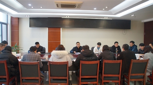 县十六届人大五次会议各代表团工作人员部署会召开