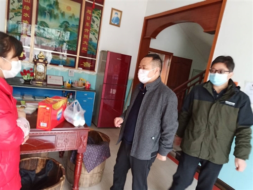 县人大常委会副主任王少敏到洋湖镇指导疫情防控和脱贫攻坚工作