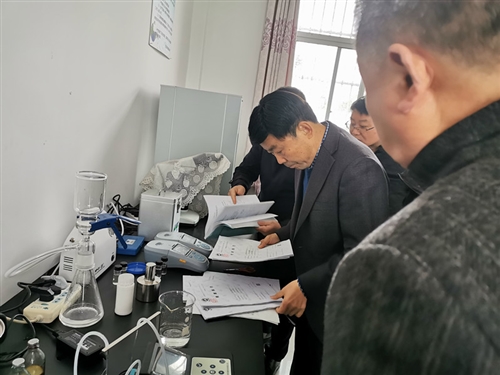 市人大常委会副主任夏吉苗来我县调研农村饮用水水源地保护工作
