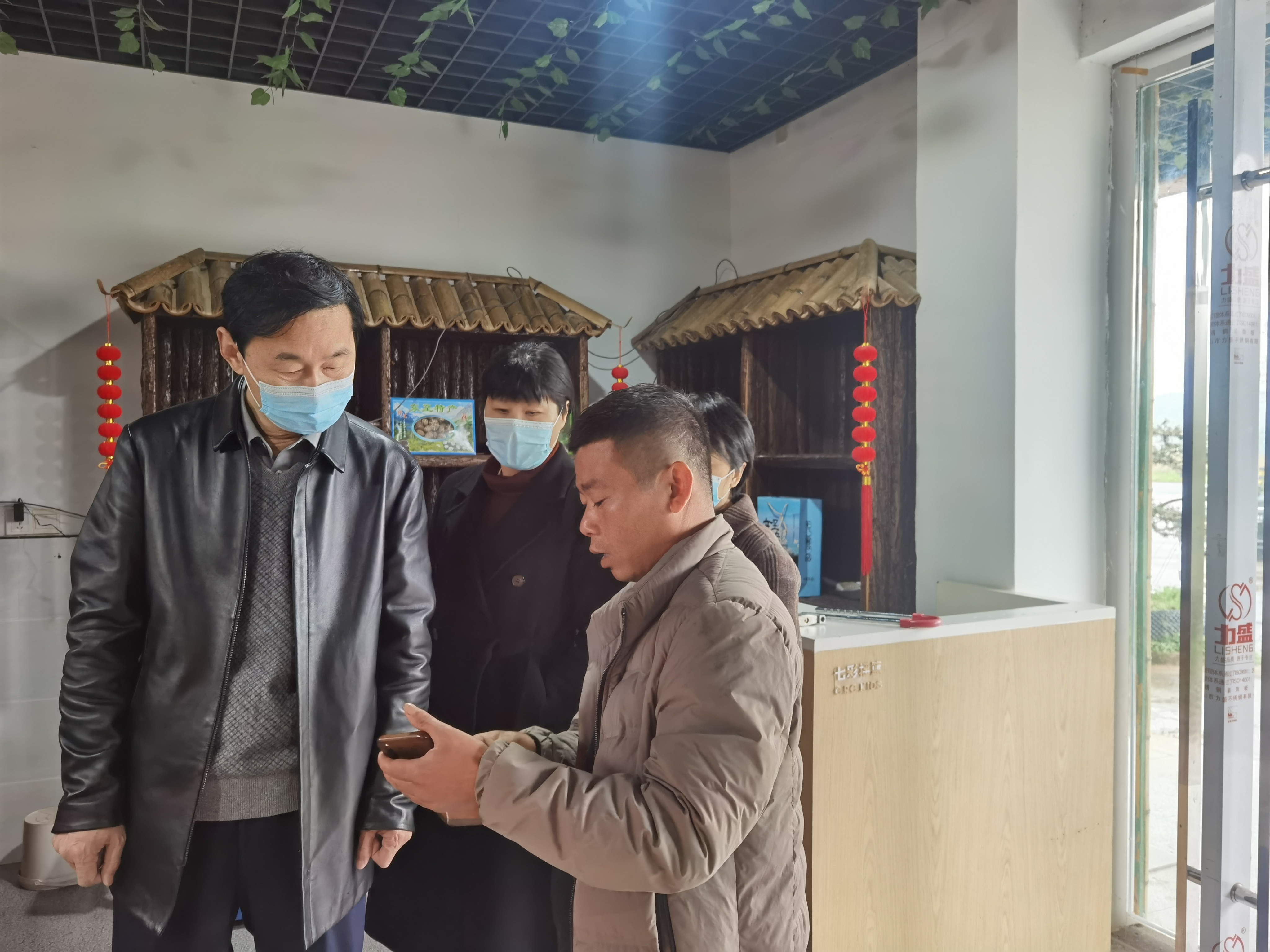 周运开赴官港镇开展第二轮“新春访万企、助力解难题”活动