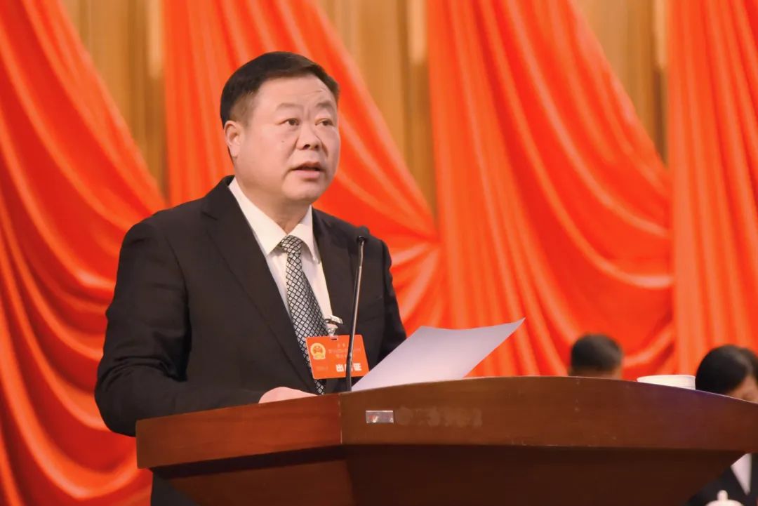 聚焦县两会 | 县十七届人大四次会议举行第二次大会