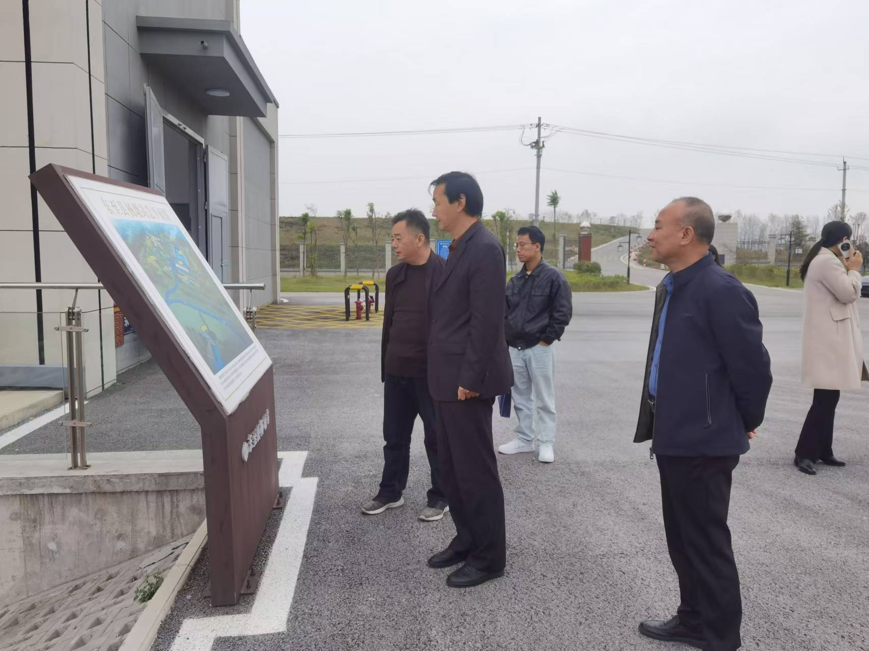 县人大常委会开展全县国有资产（水资源资产）管理工作情况调研
