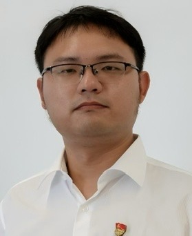 高君