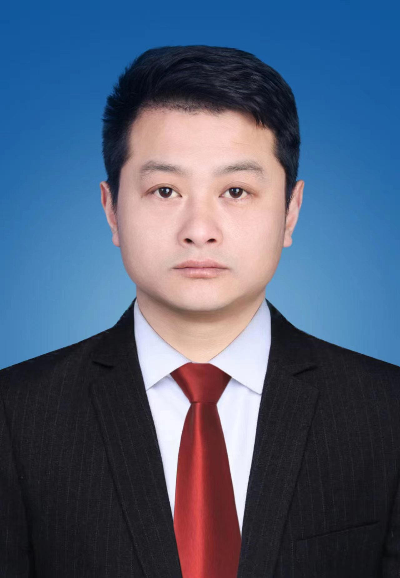 董俊